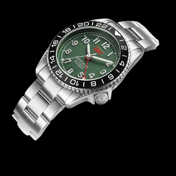 BLACKPOOL GMT AUTOMATIC-British Racing Green 39MM