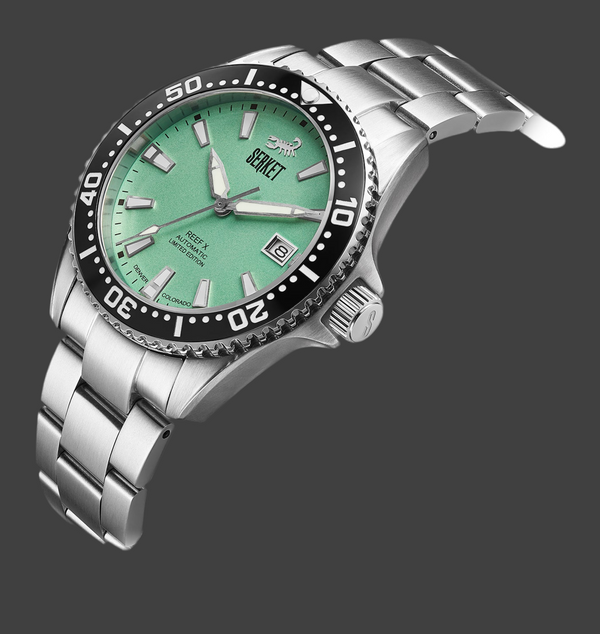 REEF X AUTOMATIC DIVER - Mint Green Limited Edition 43MM