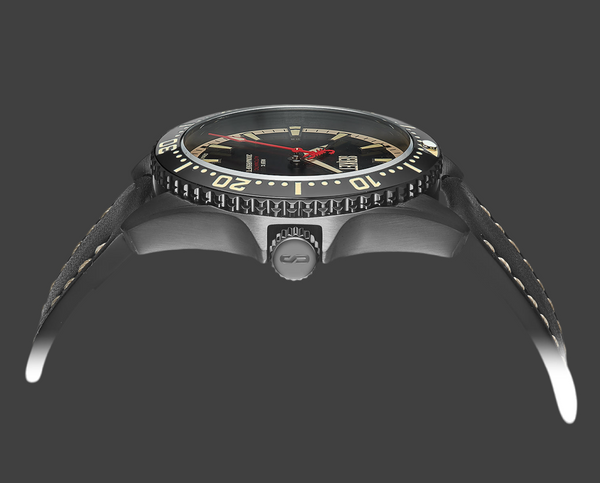 REEF X AUTOMATIC DIVER - VINTAGE BLACK ON BLACK DLC STEEL 43MM
