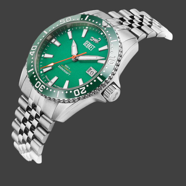 REEF X AUTOMATIC DIVER - Emerald Green 43MM Jubilee Bracelet